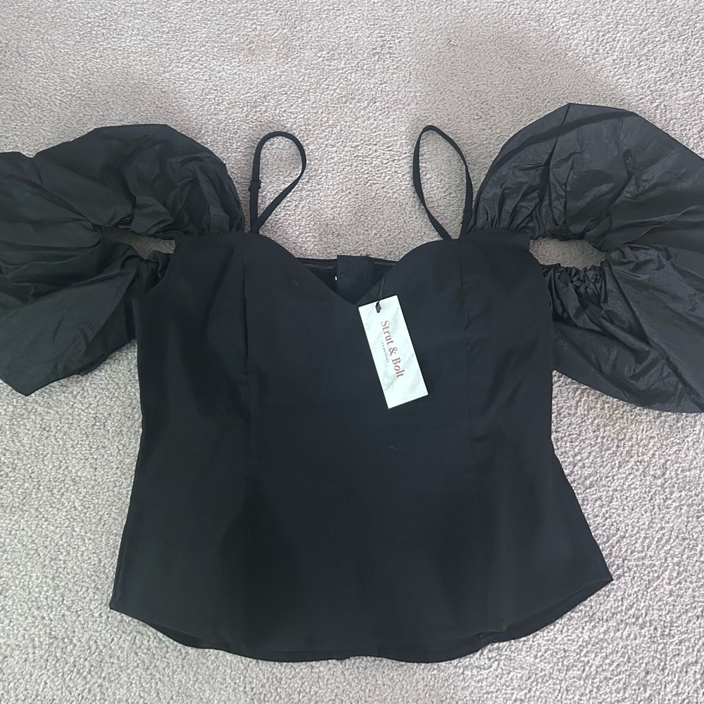 Chic Black Puff Sleeve Blouse